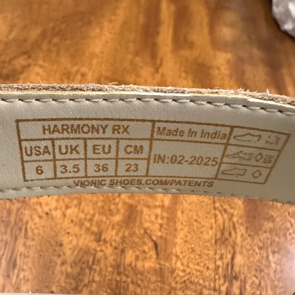 VIONIC women’s Harmony RX Women's T-Strap Recovery Sandal - Picture 14 of 16